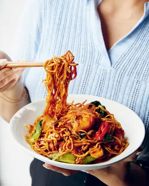 Mee Goreng: Fried Yellow Noodles image