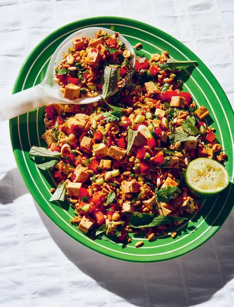 Spicy Tofu Puffed Rice Salad image
