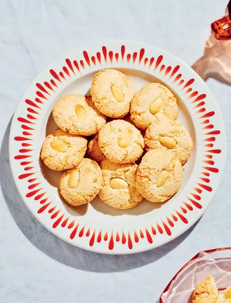 Almond Macaroons (Biskuttini Tal-Lewz) image